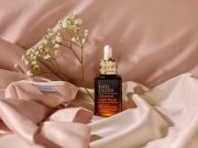 Dalfilo + Estée Lauder celebrano la beauty routine by night
